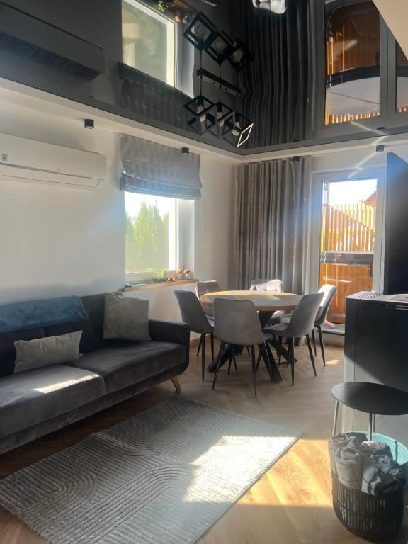 Apartament trzysypialniowy z antresolą